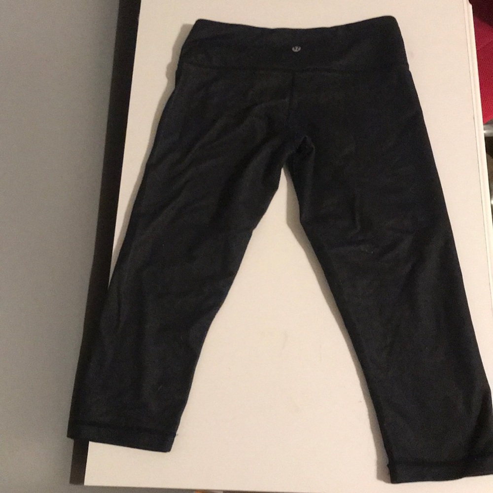 ‼️ LAST CHANCE ‼️ Lululemon Black Crop Leggings